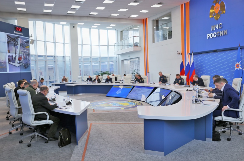 В МЧС России определили путь развития водолазного дела в стране