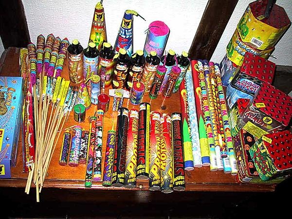 Соблюдайте правила безопасности при пользовании пиротехникой