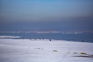 Рыбакам стоит повременить с выходом на лед