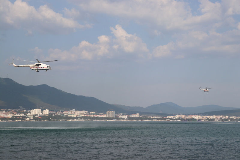 В Геленджике проходят тренировки летного состава авиации МЧС России