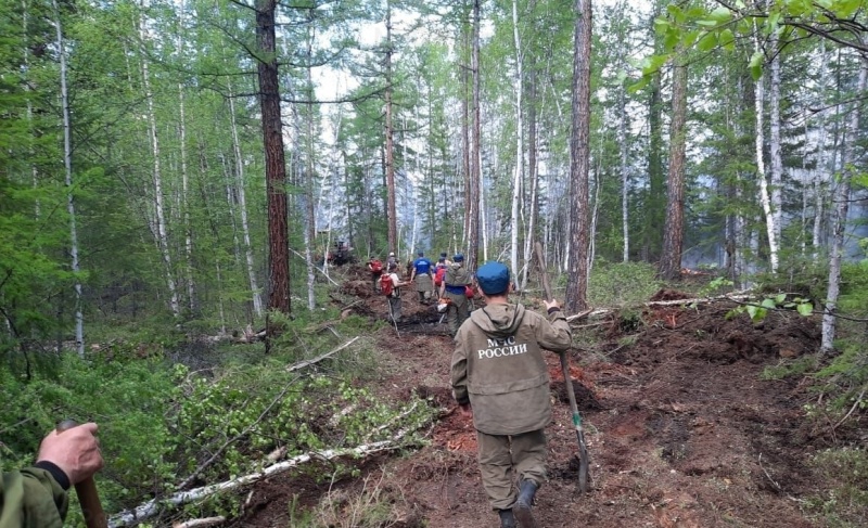 В Якутии продолжается тушение природных пожаров