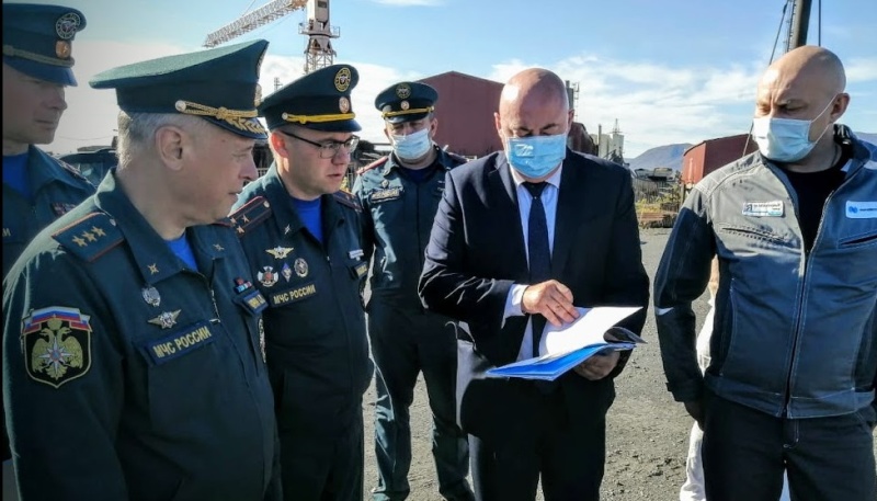 Вопросы строительства пожарного депо в Арктической зоне обсуждали сегодня в ходе рабочей поездки Первого заместителя Министра МЧС России