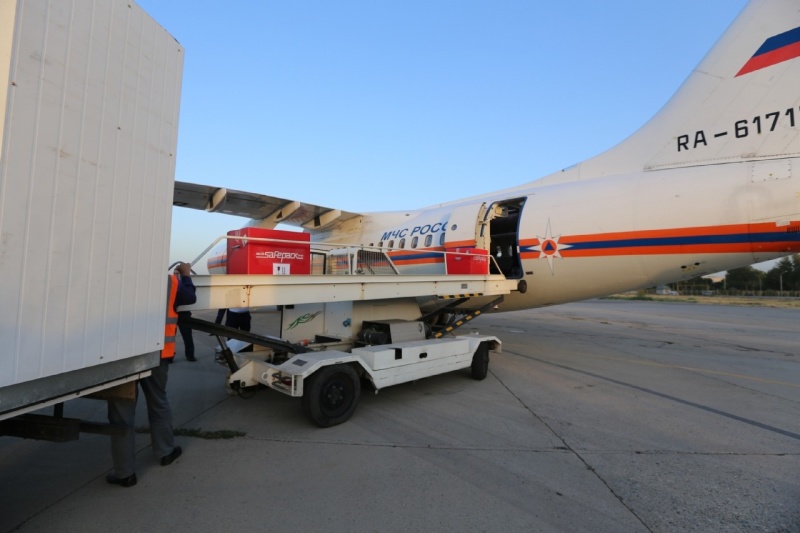 МЧС России доставил гуманитарную помощь населению Таджикистана