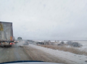 Пассажирам рейсового автобуса Новосибирск- Казахстан оказана помощь после ДТП