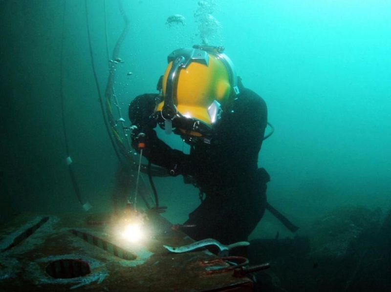 В Центре «Лидер» прошли сборы по водолазной подготовке при отрицательных температурах