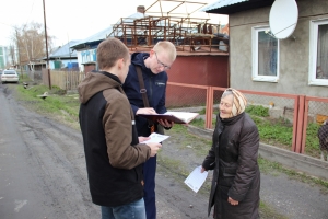 Студенты- волонтеры рассказывают новосибирцам, как обеспечить пожарную безопасность 