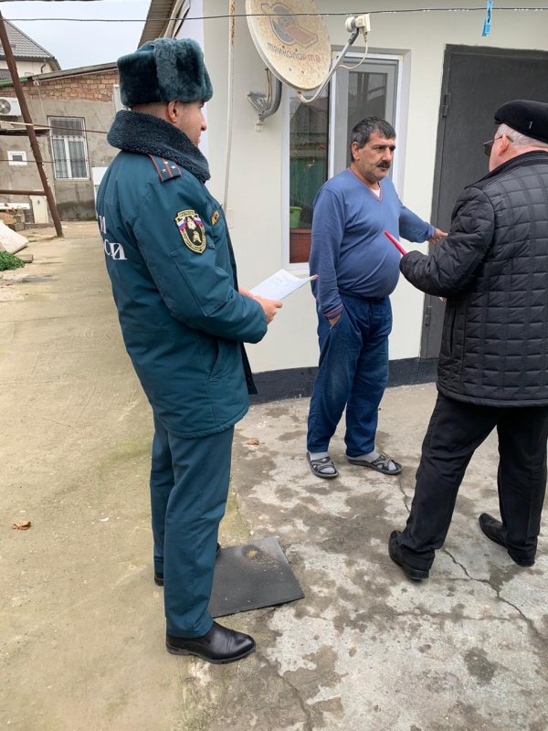 В частном секторе Каспийска прошли совместные рейдовые мероприятия