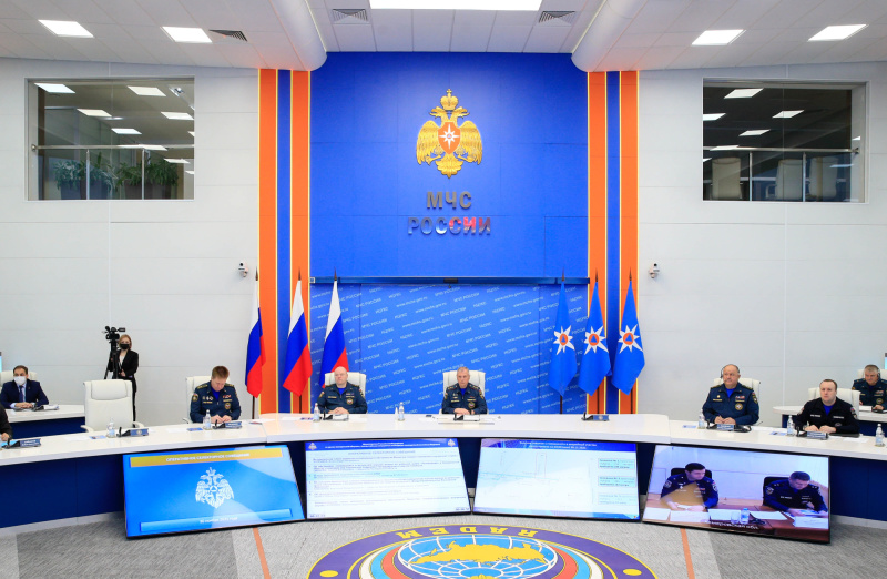 Александр Чуприян провел заседание оперштаба по ликвидации последствий аварии на шахте в Кемеровской области