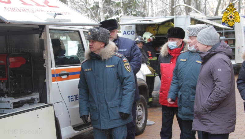 Заместитель главы МЧС России Илья Денисов посетил Московскую область