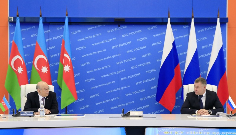 В МЧС России состоялась рабочая встреча глав чрезвычайных ведомств России и Азербайджана