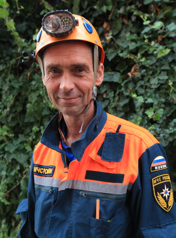 В МЧС России определили лучшего спасателя и лучшего спасателя-кинолога в 2020 году