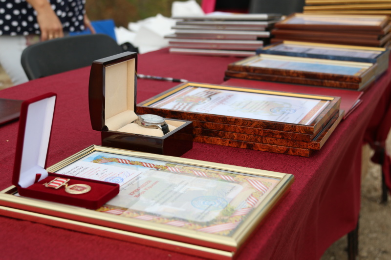 Специалистов Центра «Лидер» МЧС России наградили за разминирование Крепости Керчь (видео)