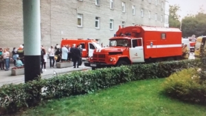 Новосибирские пожарные ликвидируют пожар по повышенному рангу сложности