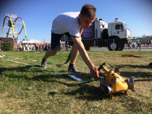 В День России юные новосибирцы почувствовали себя настоящими пожарными (фото)