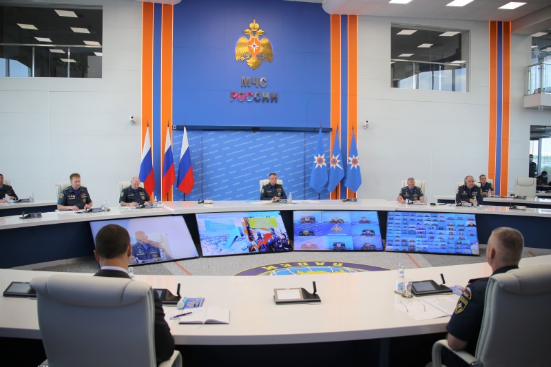 МЧС России готово обеспечивать мероприятия по развитию Арктических территорий и безопасному мореплаванию по Северному морскому пути