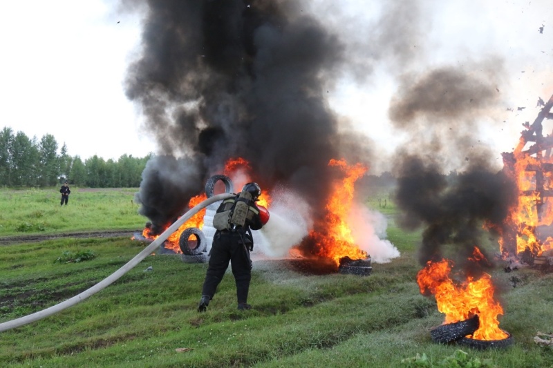 Силы и средства РСЧС Алтайского края отработали действия по ликвидации условных техногенных чрезвычайных ситуаций
