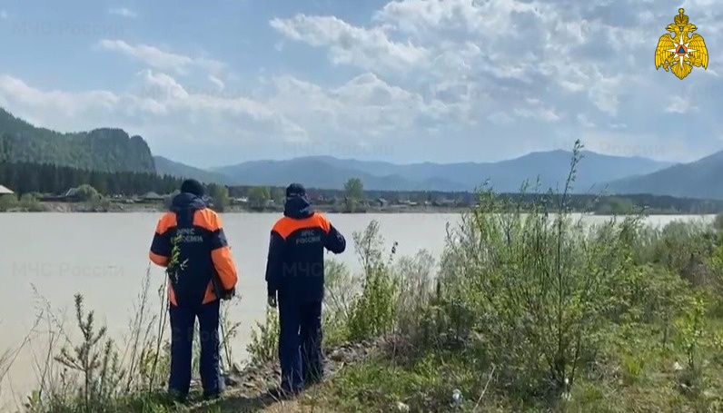 МЧС России проводит мероприятия по ликвидации последствий природных пожаров, паводков и непогоды