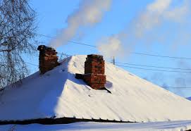 Как правильно топить печь, чтобы избежать беды