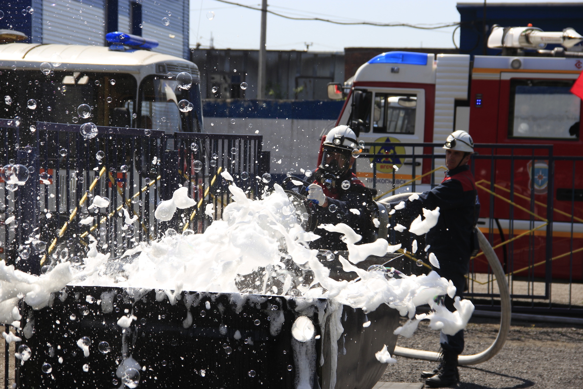 Горноспасатели МЧС России обеспечивают безопасность труда шахтеров