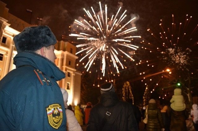 Подразделения МЧС России на период новогодних праздников переведены на усиленный режим работы