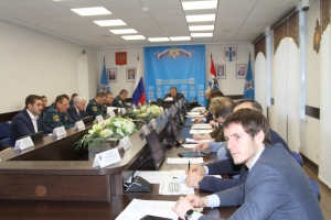 МЧС России направит оперативные группы в населенные пункты, которым грозят подтопления (фото)