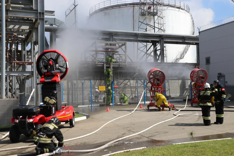 Евгений Зиничев оценил готовность ГУ МЧС России по Краснодарскому краю к реагированию на сезонные риски