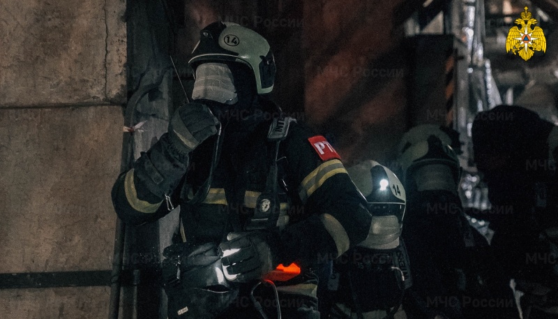 Огнеборцы МЧС России проверили новую методику тушения возгорания на объекте энергетики Воронежской области