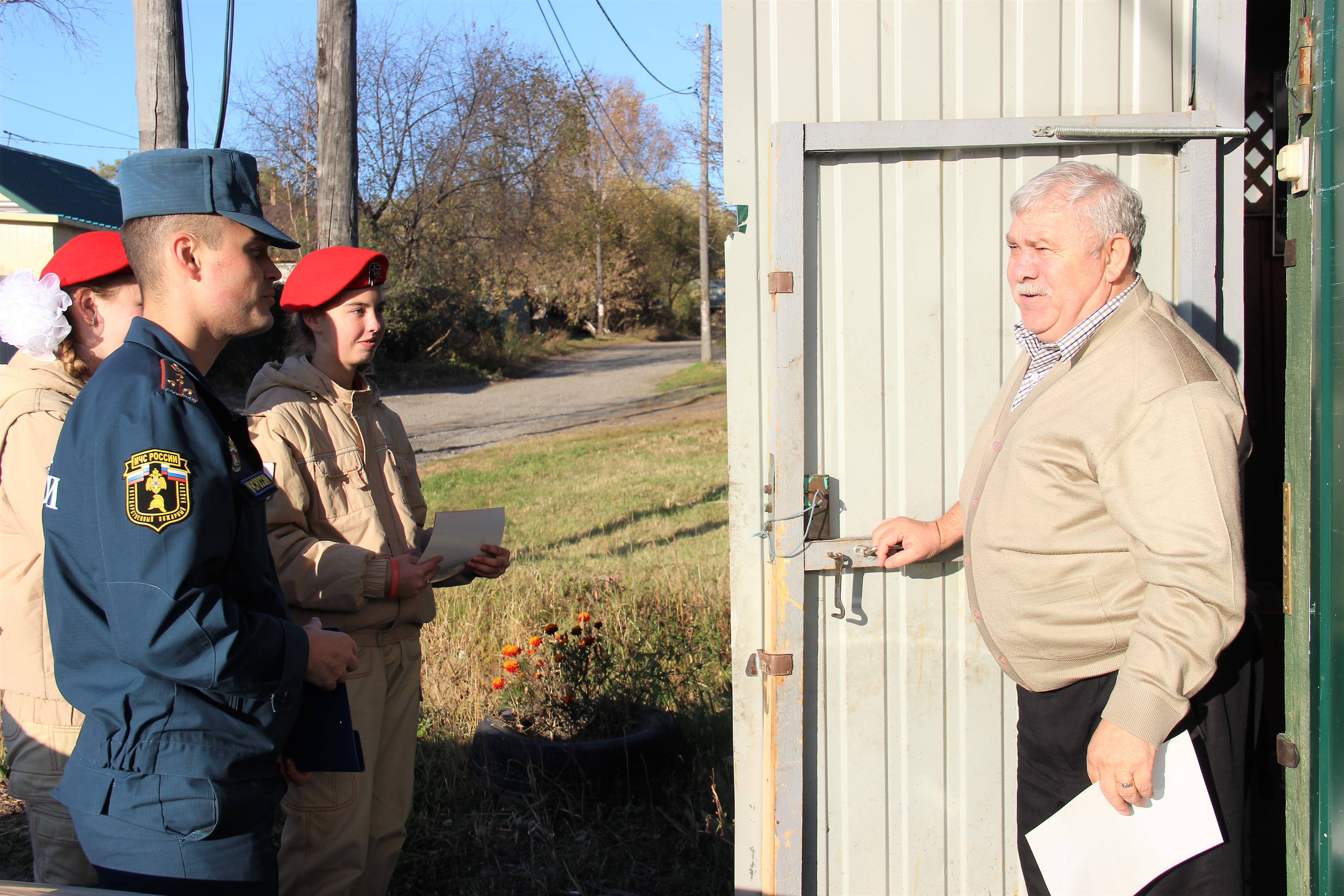 Около 7 тыс. добровольцев аттестовано на проведение аварийно-спасательных работ